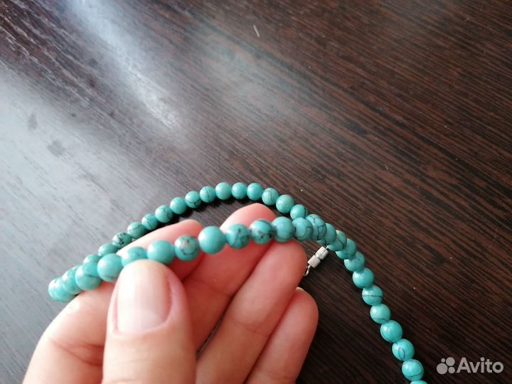 Бусы из бирюзы