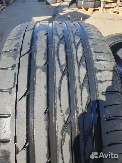 Yokohama Advan Sport V103 255/40 R19