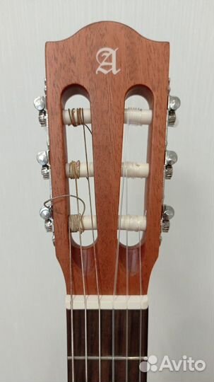 Классическая гитара