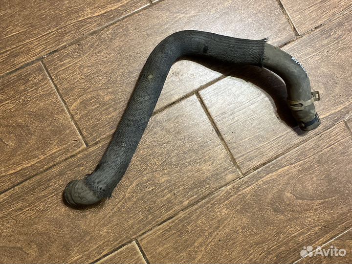 Патрубок радиатора TrailBlazer GMT360