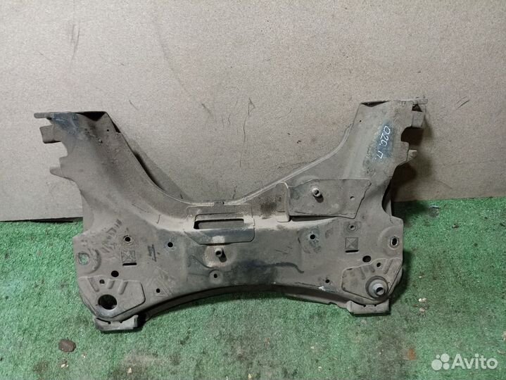 Подрамник Renault Scenic II (2003—2006)