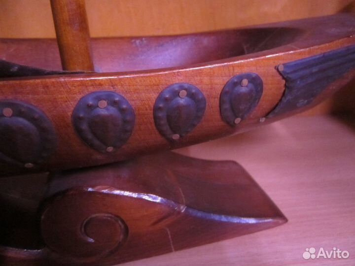 Дерево, чеканка, ладья