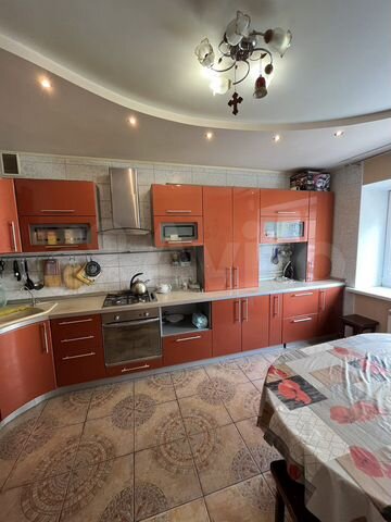 3-к. квартира, 120,7 м², 2/9 эт.