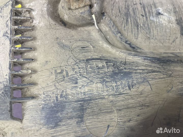 Пыльник моторного отсека Avensis Авенсис Т25