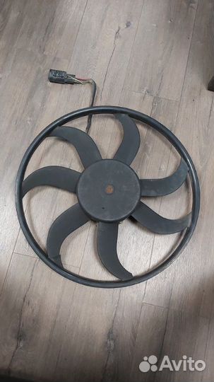 Вентилятор охлаждения радиатора Mercedes Gl 320