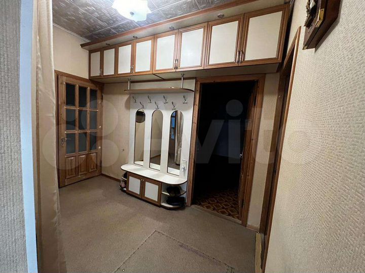 4-к. квартира, 105 м², 1/1 эт.