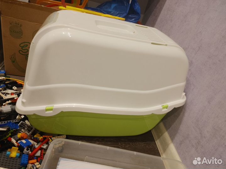 Закрытый лоток для кошек большой