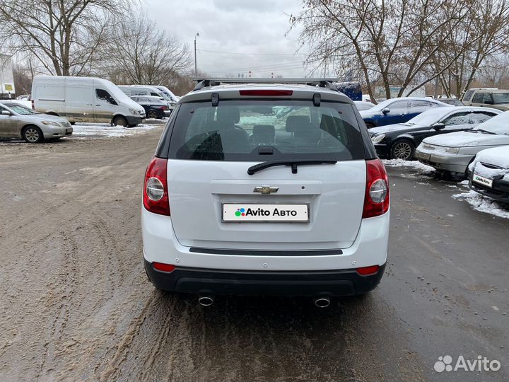 Chevrolet Captiva 2.4 AT, 2013, 290 000 км