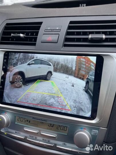 Toyota camry 40 штатная магнитола android teyes