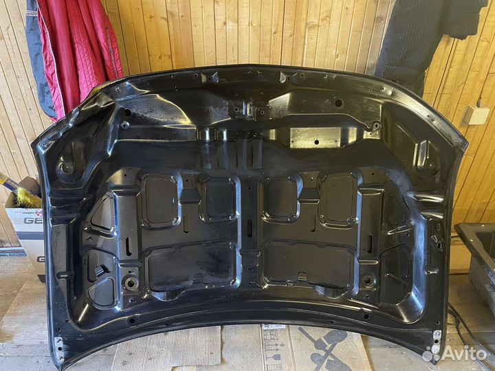 Капот Mitsubishi outlander