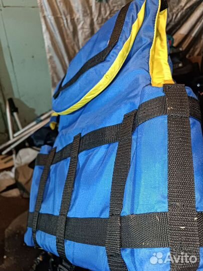 Спасательные жилеты