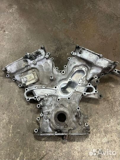Крышка двигателя toyota