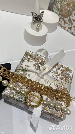 Колье бусы dior