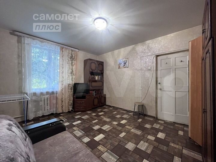 3-к. квартира, 64 м², 1/2 эт.