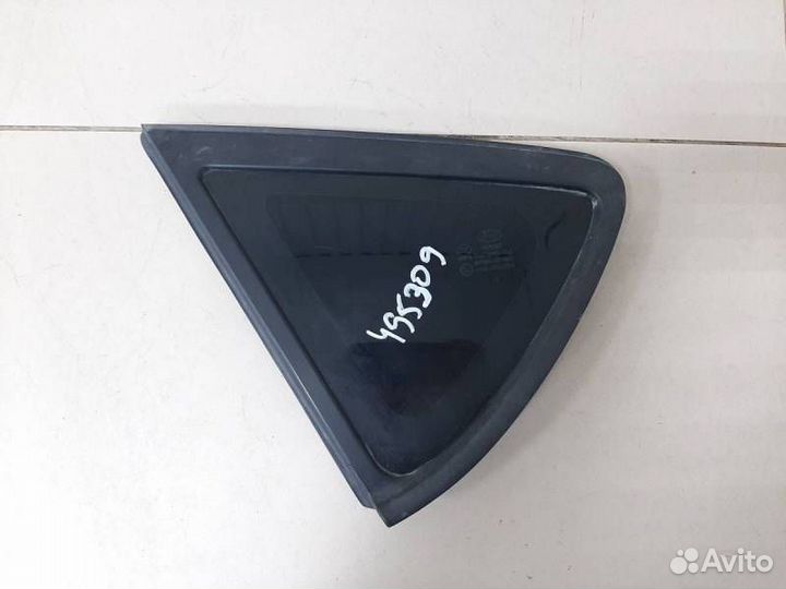 Стекло кузовное глухое левое Hyundai Solaris 2010