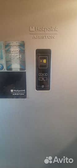 Холодильник Hotpoint Ariston,Nofrost