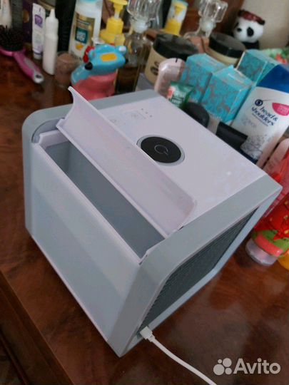 Сплит система, увлажнитель, ночник цвета разные