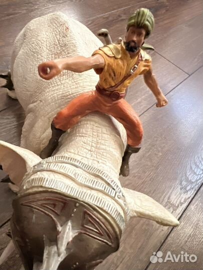 Боевой слон Schleich