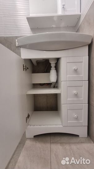 Тумба для ванной, раковина, зеркало