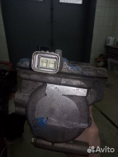 Компрессор кондиционера Тойота Аква 1NZ-FXE NHP10