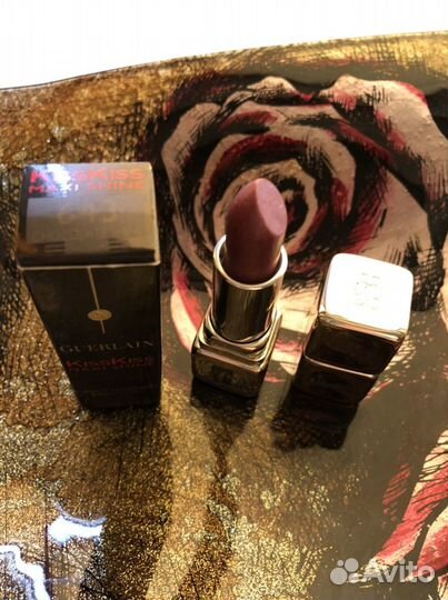 Губная помада Guerlain Kiss 643