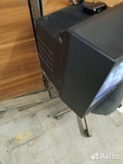 Телевизор akai