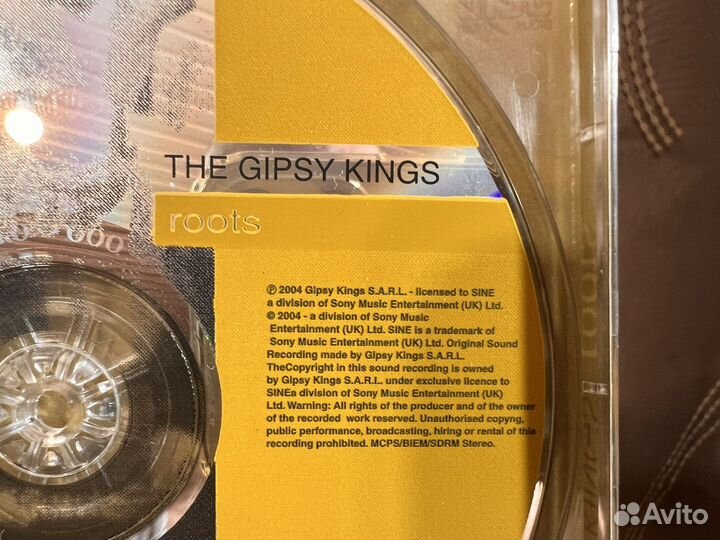 CD группы Gipsy Kings альбом Roots 2004 год