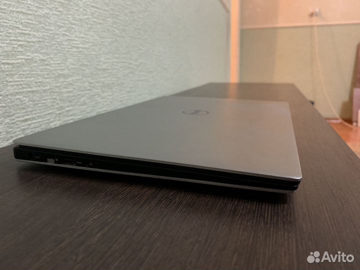 Ноутбук Dell