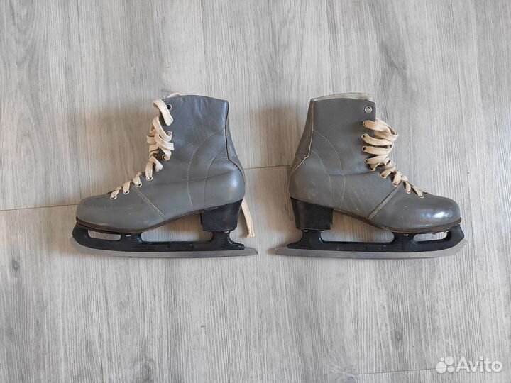 Коньки фигурные советские серые, р.23 (36)