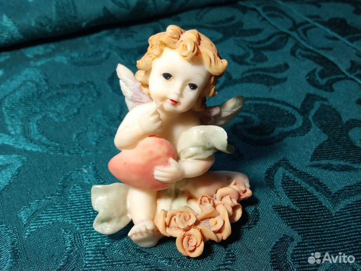 Статуэтка ангелочек
