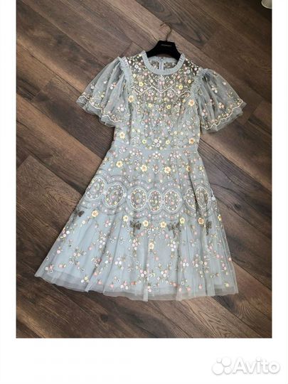 Нарядное платье needle&thread