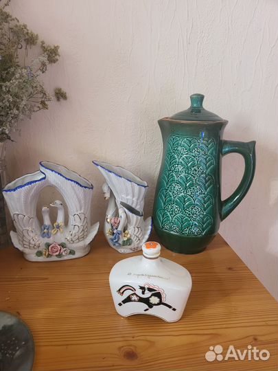 Ваза СССР, красного стекла с глазками