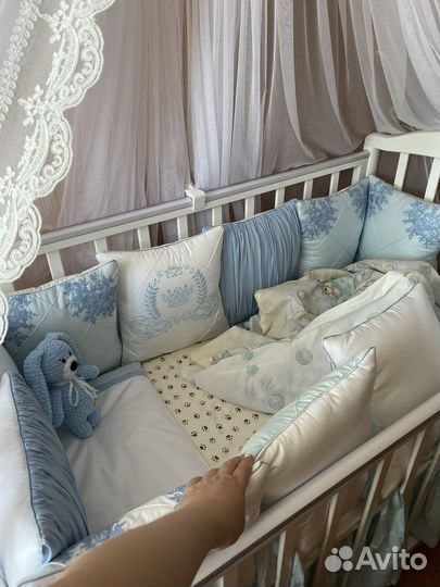 Балдахин, мобиль, подушки, конверт на выписку