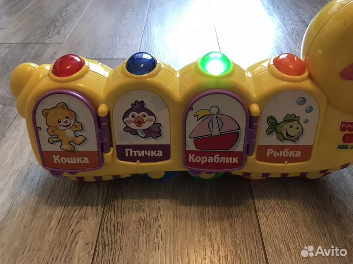 Веселая гусеница Fisher Price развивающая игрушка