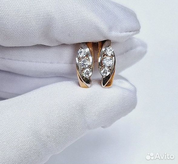 Серьги с синтетическим камнем Золото