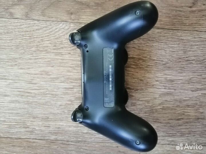 Геймпад ps4