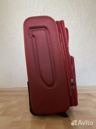 Чемодан на колесах
