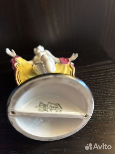 Фарфоровые статуэтки