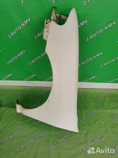 Крыло переднее левое Nissan Sunny