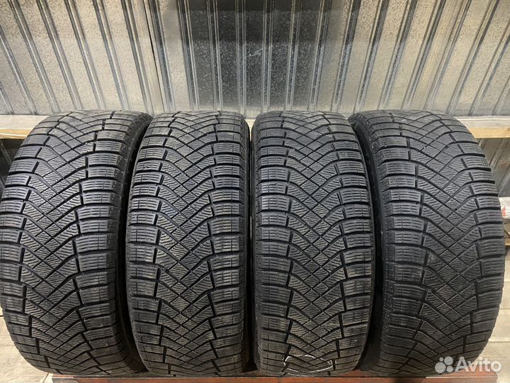 Pirelli Ice Zero FR 225/50 R17 98T