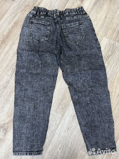 Джинсы женские
