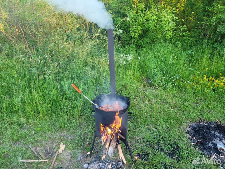 Казан-Чугунный 10л с печью с трубой 3мм