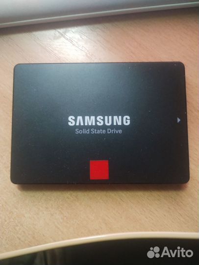 Продаю ssd samsung 860 pro 512gb