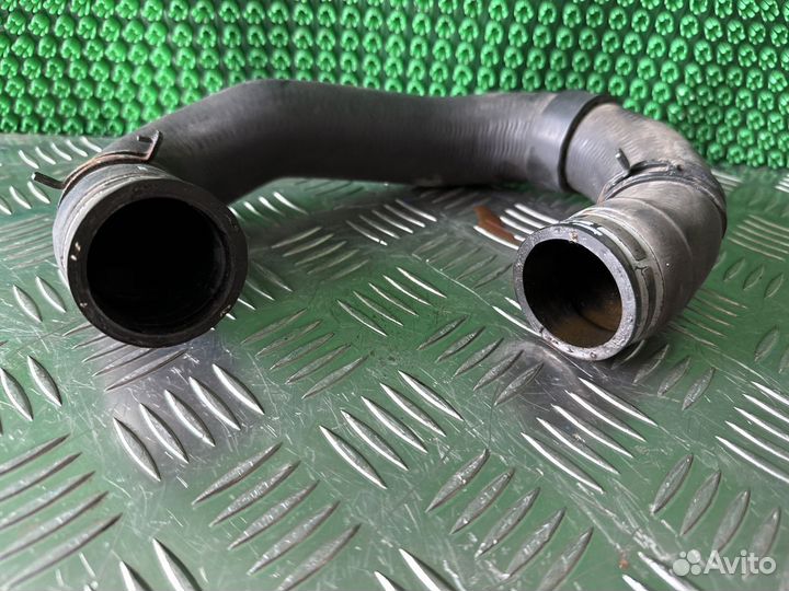 Шланг системы охлаждения Volkswagen Golf 4 1.6 AVU