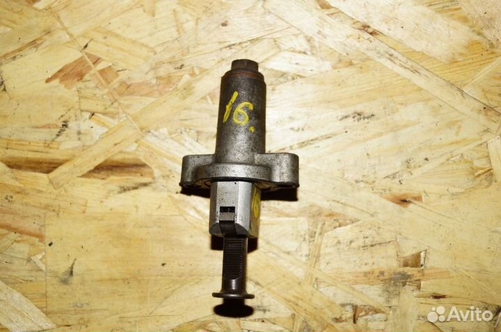 Натяжитель цепи грм Yamaha FZR400