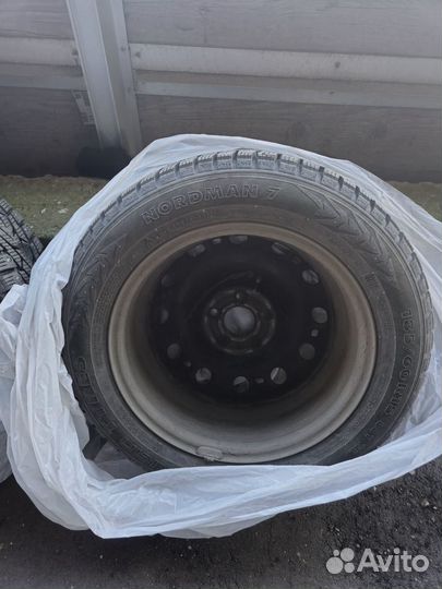 Nokian Tyres Nordman 7 185/60 R15 88T