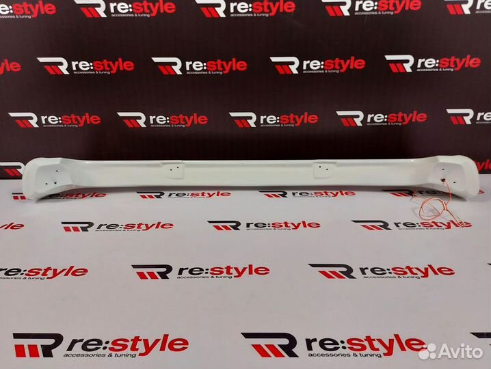 Спойлер Toyota Land Cruiser 100 D689