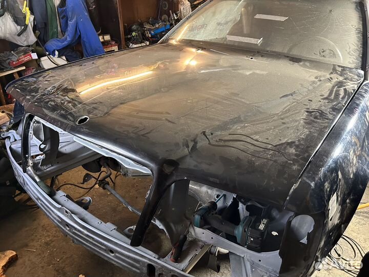 Капот Mercedes w124 рестайлинг