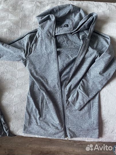 Спортивный костюм женский