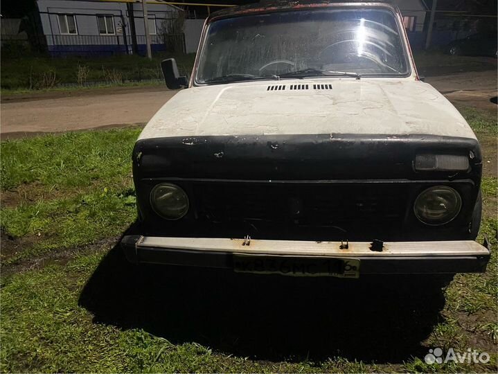 LADA 4x4 (Нива) 1.8 МТ, 2001, 140 000 км